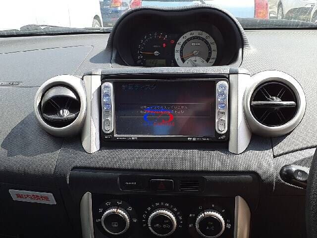 2005 TOYOTA IST 1.5F L EDITION