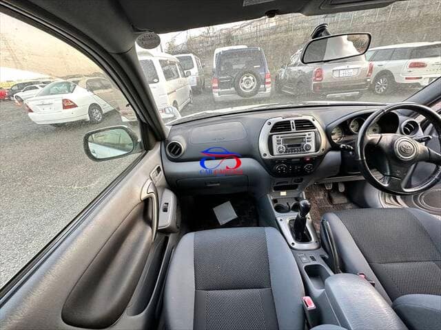 TOYOTA RAV4 J 2002