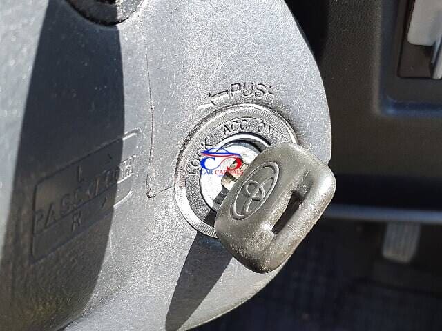 2005 TOYOTA IST 1.5F L EDITION
