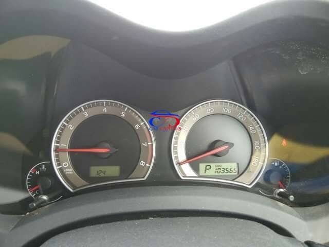 TOYOTA AURIS 2008