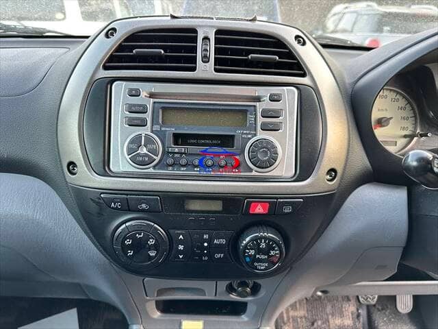 TOYOTA RAV4 J 2002