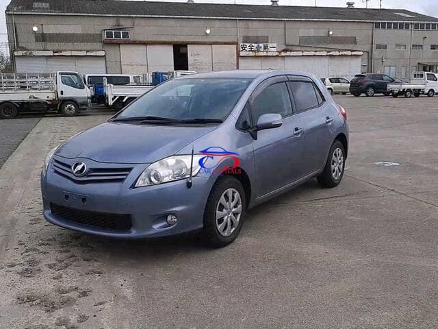 TOYOTA AURIS 2010