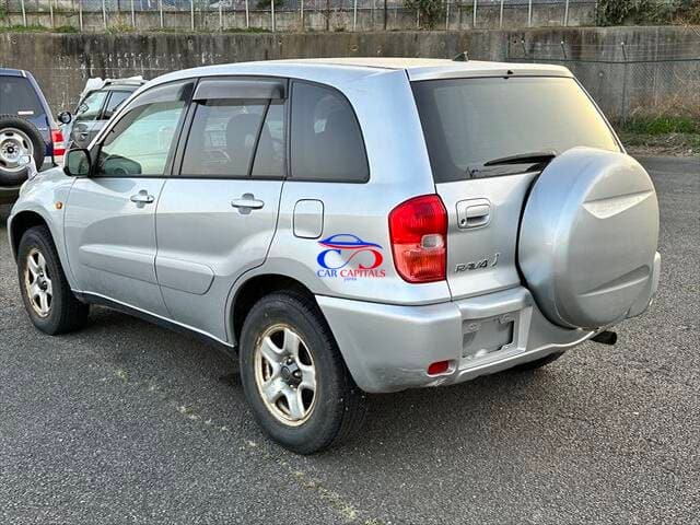 TOYOTA RAV4 J 2002