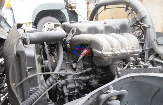Mitsubishi Canter 4d33