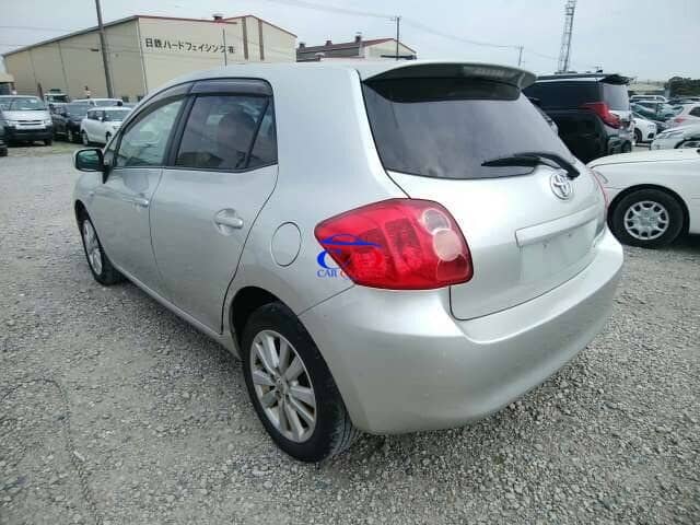 TOYOTA AURIS 2008
