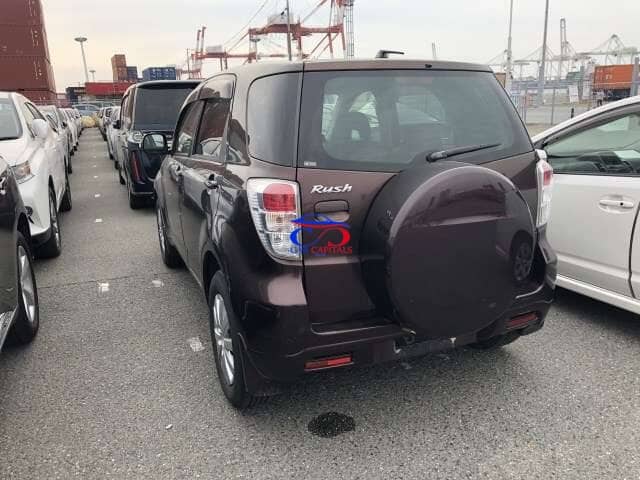 TOYOTA RUSH