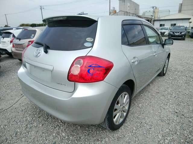 TOYOTA AURIS 2008