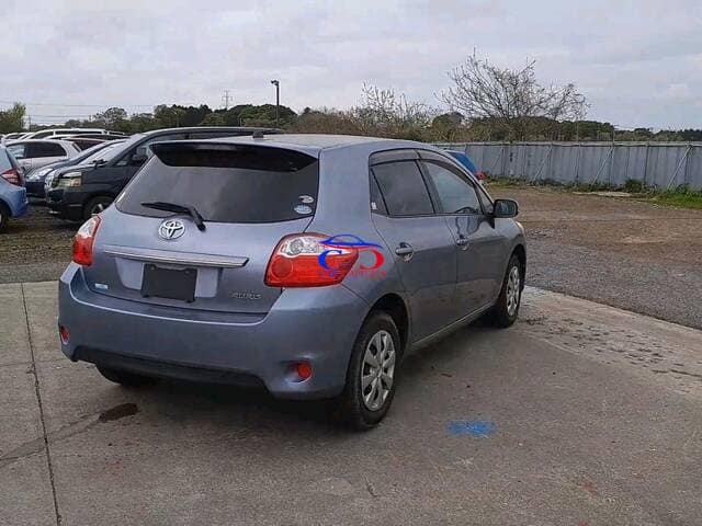 TOYOTA AURIS 2010
