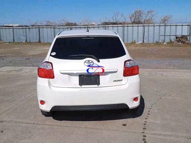 TOYOTA AURIS 2010