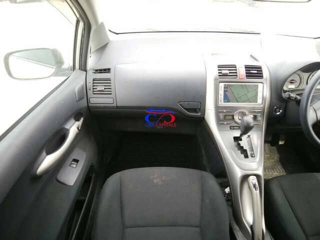 TOYOTA AURIS 2008
