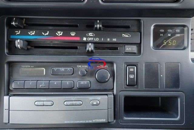Toyota Hiace Van 2001