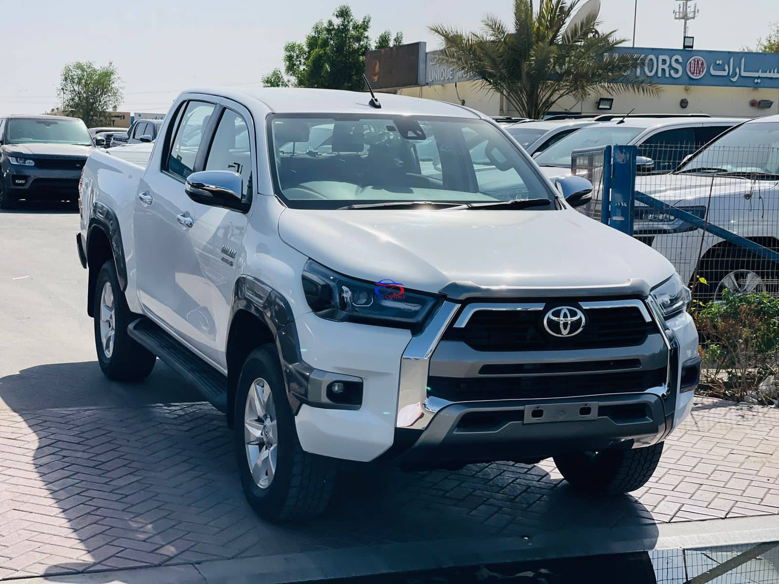 TOYOTA HILUX