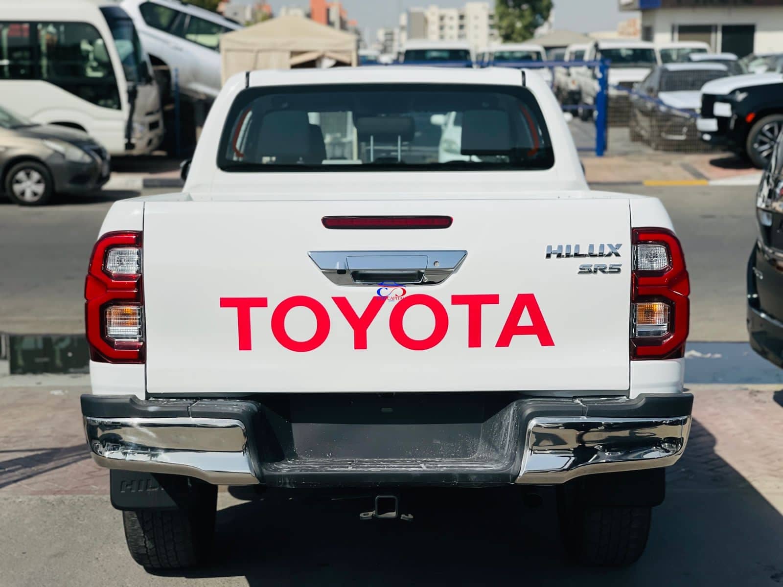 TOYOTA HILUX