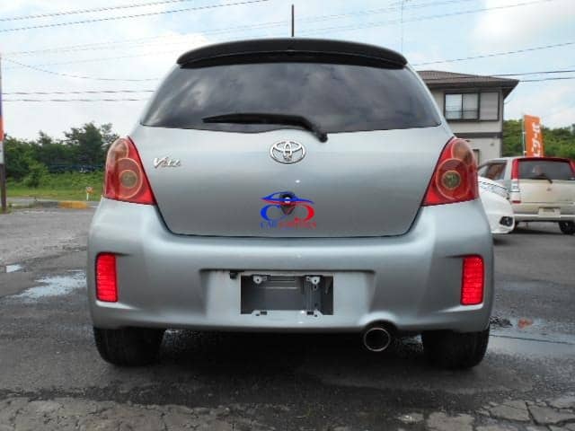 TOYOTA VITZ RS