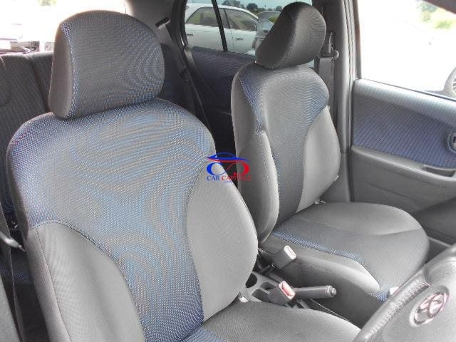 TOYOTA VITZ RS