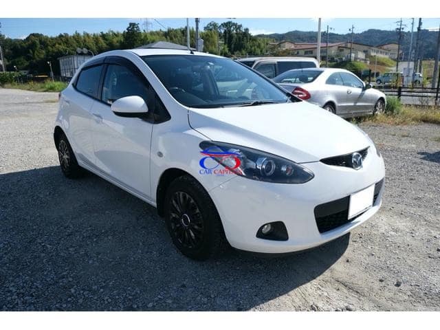 MAZDA DEMIO 13C-V HID EDITION