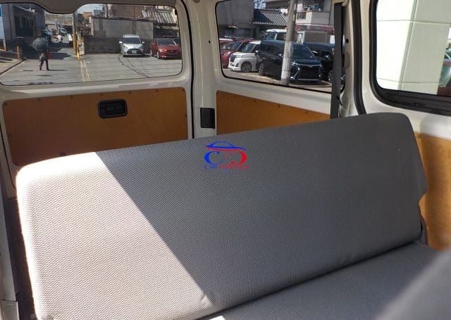 Toyota Hiace Van 2014