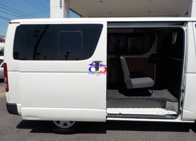 Toyota Hiace Van 2014