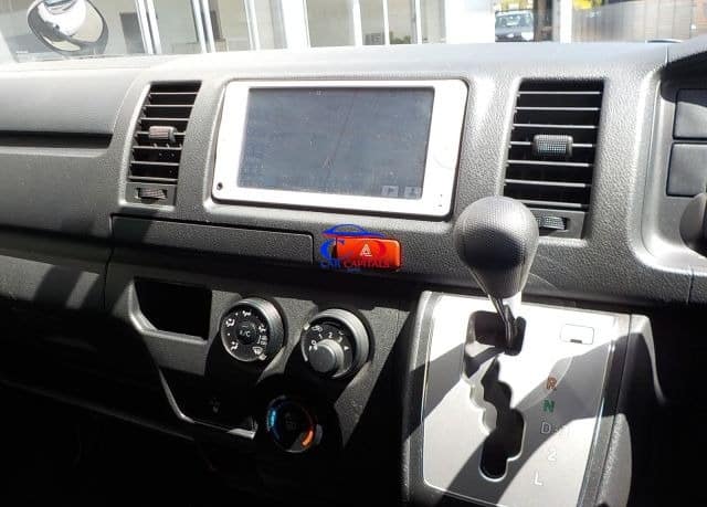Toyota Hiace Van 2014
