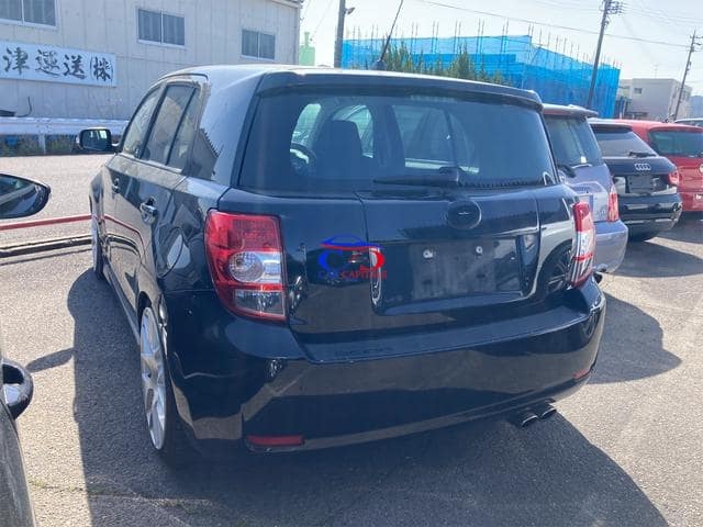 TOYOTA IST 150X 2010