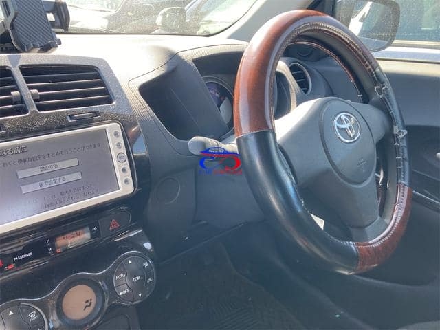TOYOTA IST 150X 2010