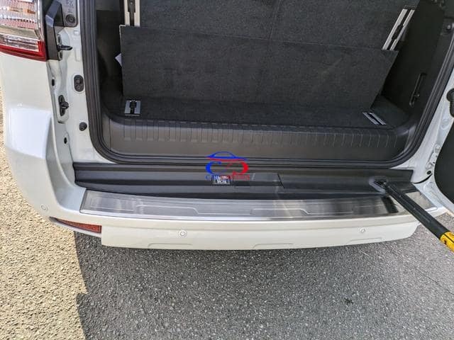 TOYOTA LAND CRUISER PRADO TZ-G