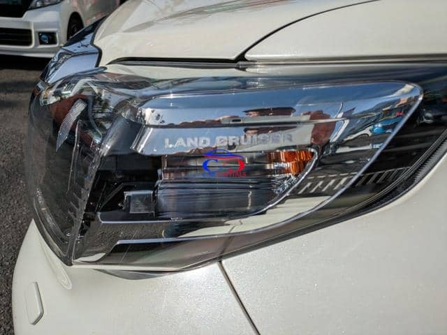 TOYOTA LAND CRUISER PRADO TZ-G