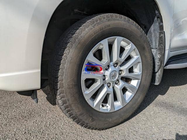 TOYOTA LAND CRUISER PRADO TZ-G