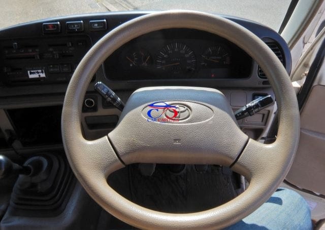 Toyota Coaster 2000