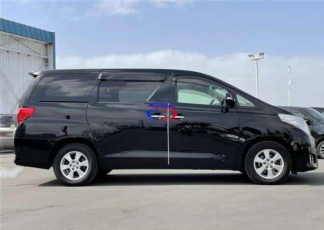 TOYOTA ALPHARD 2013