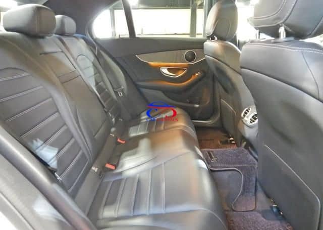MERCEDES BENZ C200