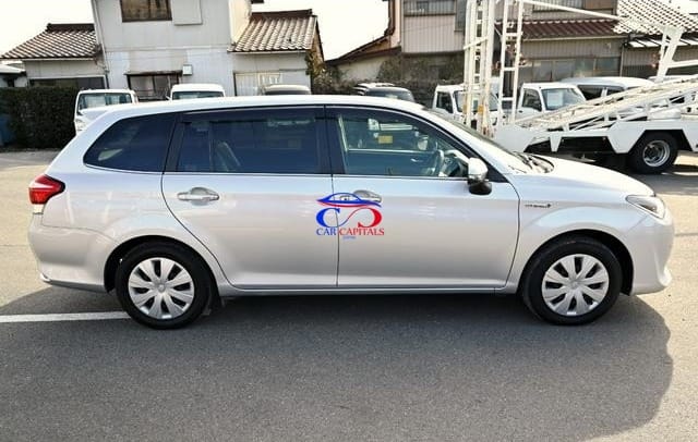 TOYOTA COROLLA FIELDER HYBRID 2016