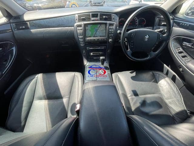TOYOTA CROWN ATHLETE 2006