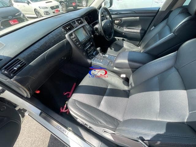 TOYOTA CROWN ATHLETE 2006
