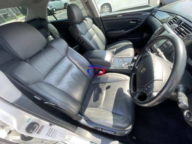 TOYOTA CROWN ATHLETE 2006