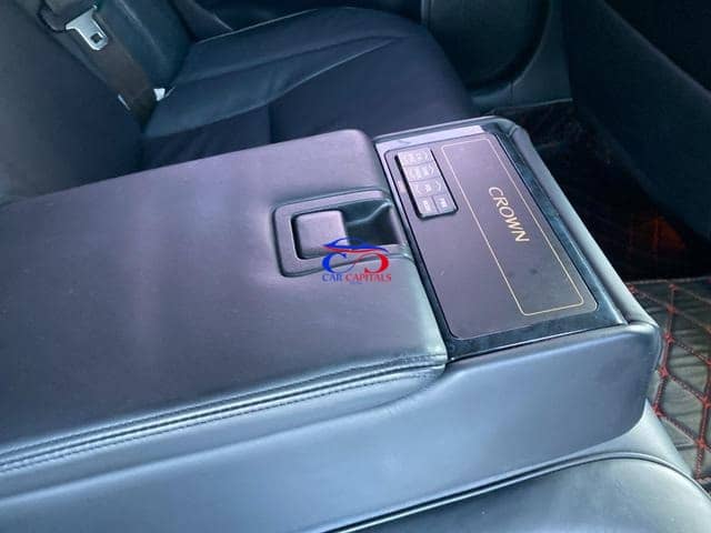 TOYOTA CROWN ATHLETE 2006