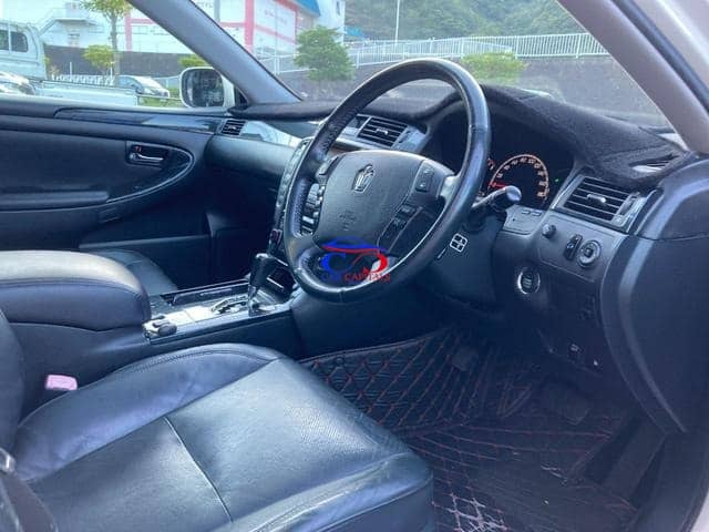 TOYOTA CROWN ATHLETE 2006