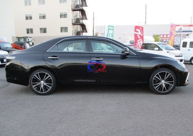 Toyota Mark X 2018