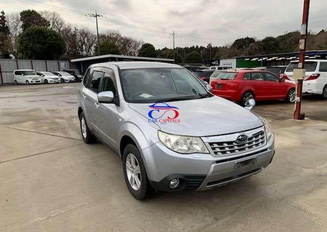 SUBARU FORESTER 2012