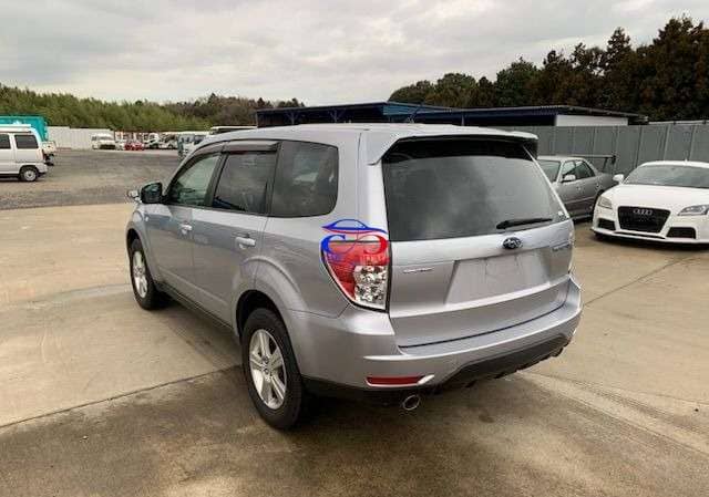 SUBARU FORESTER 2012