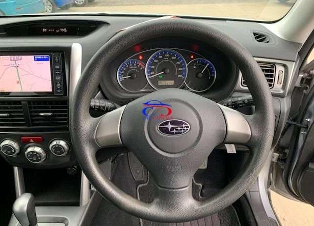 SUBARU FORESTER 2012