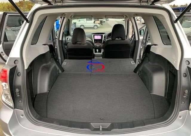 SUBARU FORESTER 2012