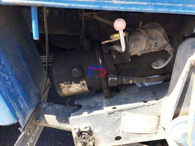 TOYOTA DYNA TRUCK