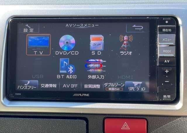 TOYOTA HIACE QUANTUM 2014