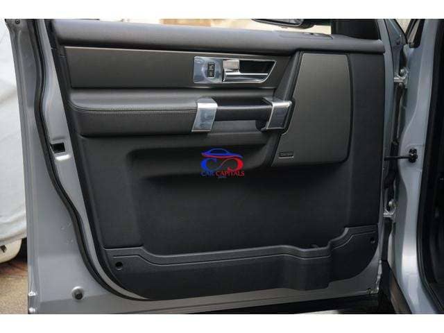 LAND ROVER DISCOVERY 4 SE