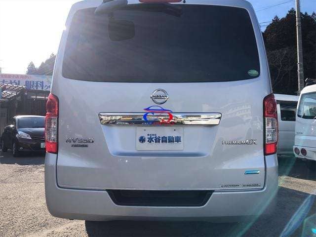 NISSAN NV350CARAVAN VAN LONG PREMIUM