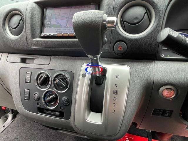 NISSAN NV350CARAVAN VAN LONG