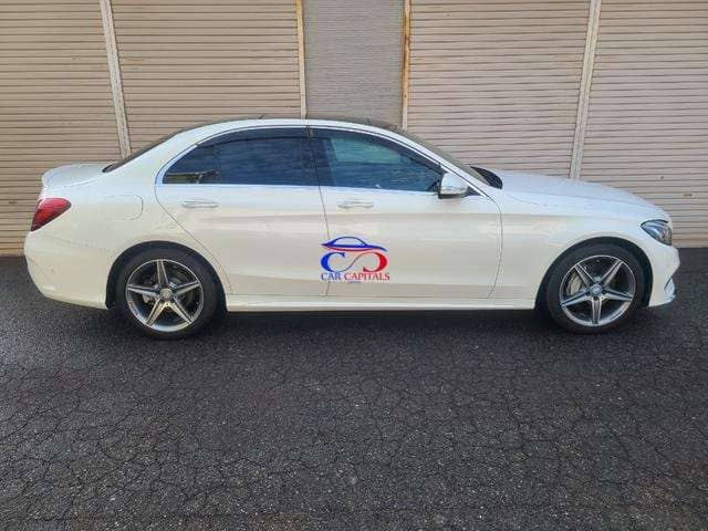 Mercedes Benz C200