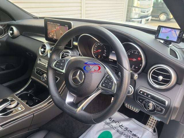 Mercedes Benz C200