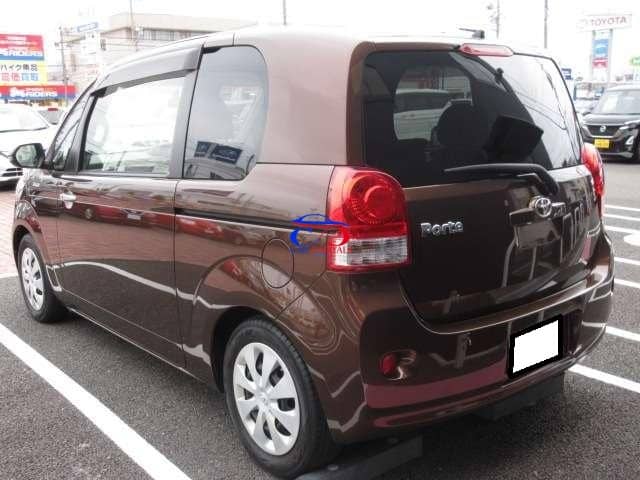 TOYOTA PORTE